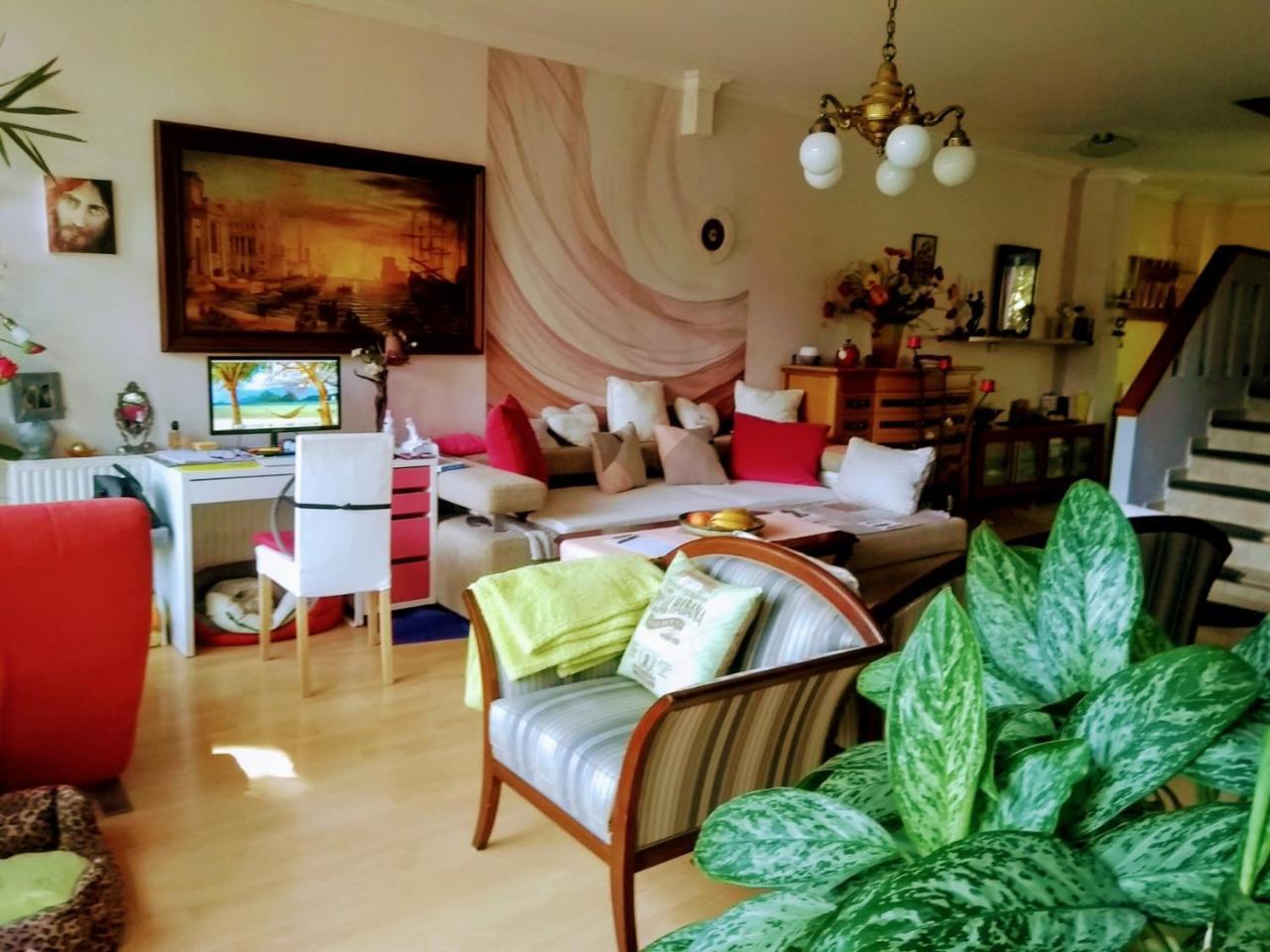 Villa Victoria โมชนมายารูวาร์ ภายนอก รูปภาพ