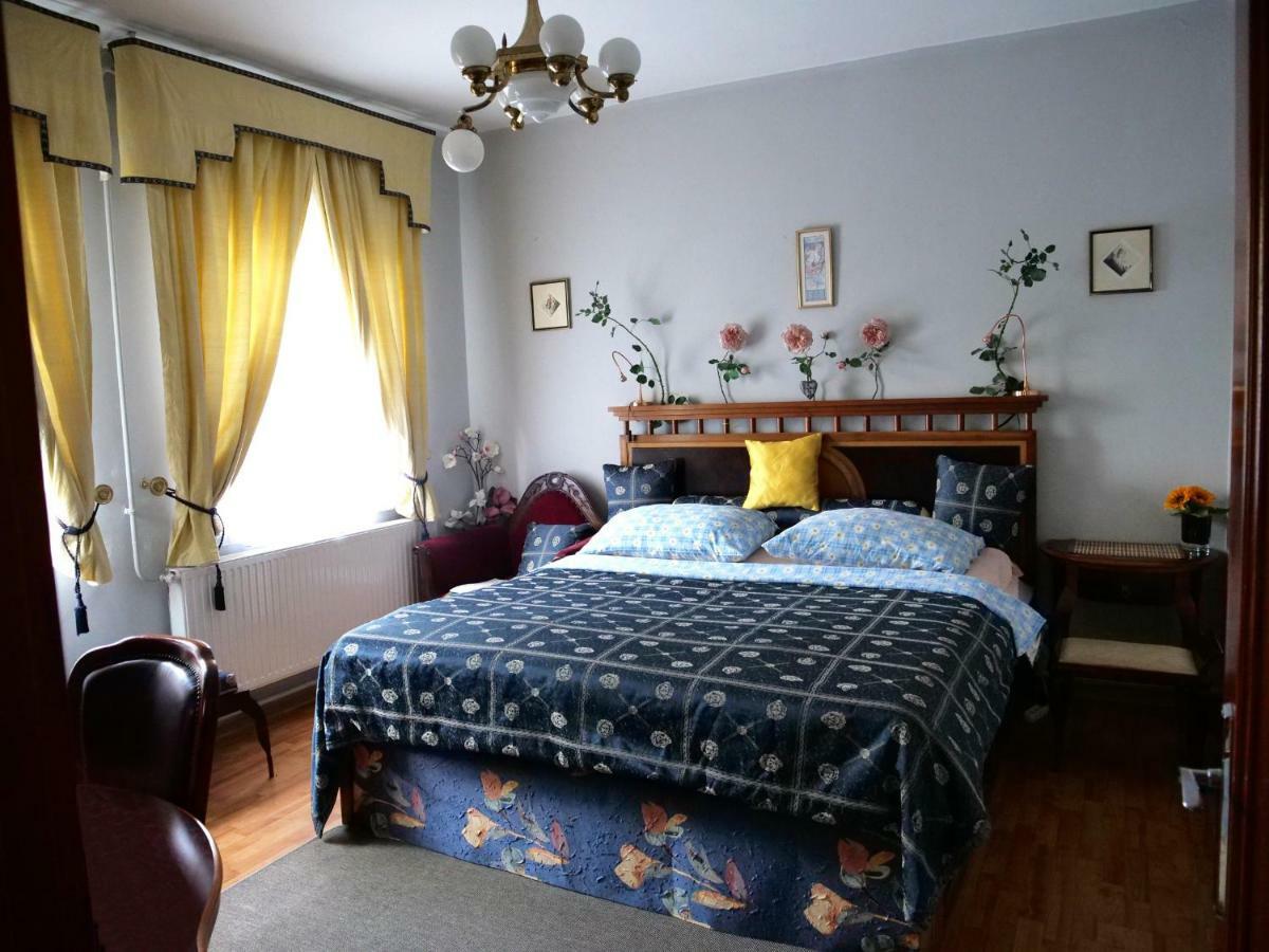 Villa Victoria โมชนมายารูวาร์ ภายนอก รูปภาพ